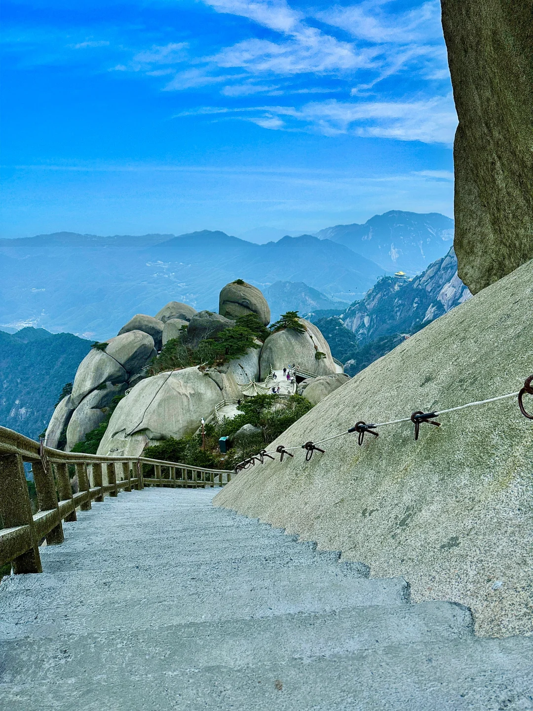 本以为黄山够美了，直到我跟着哪吒去了…