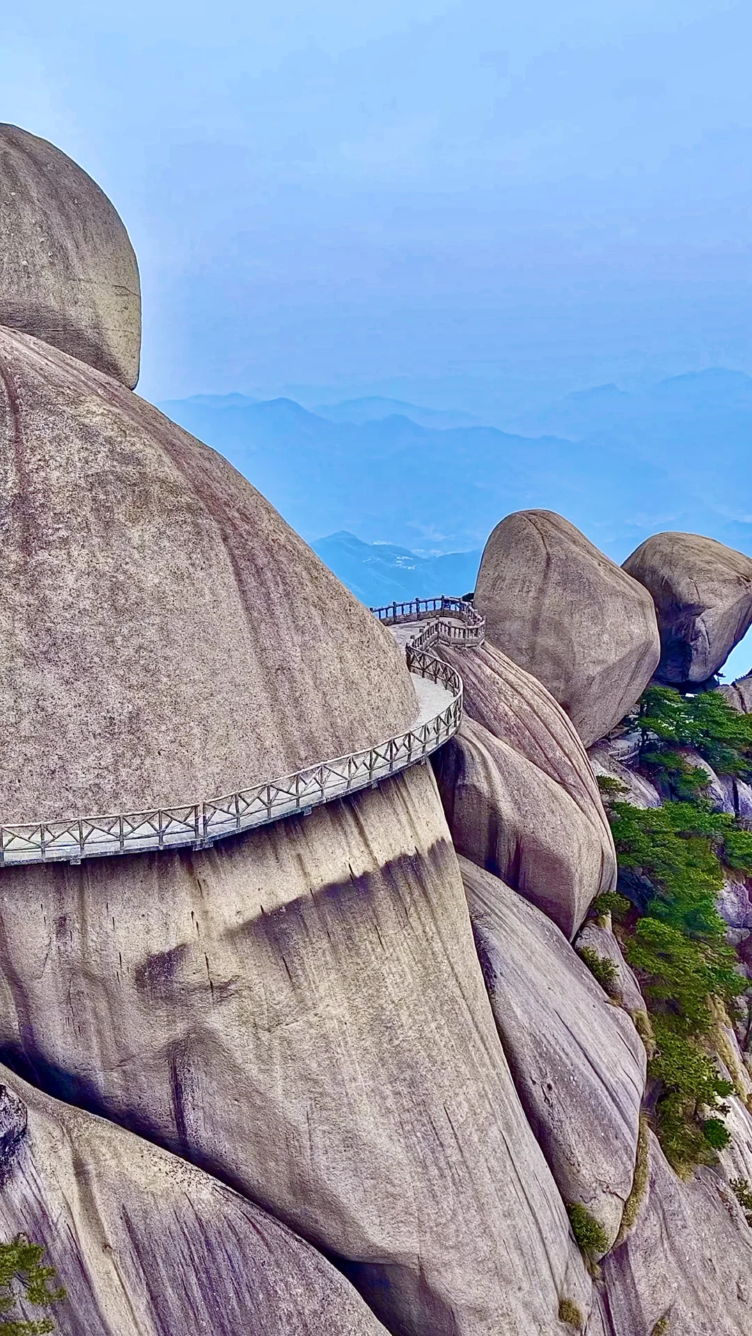 本以为黄山够美了，直到我跟着哪吒去了…