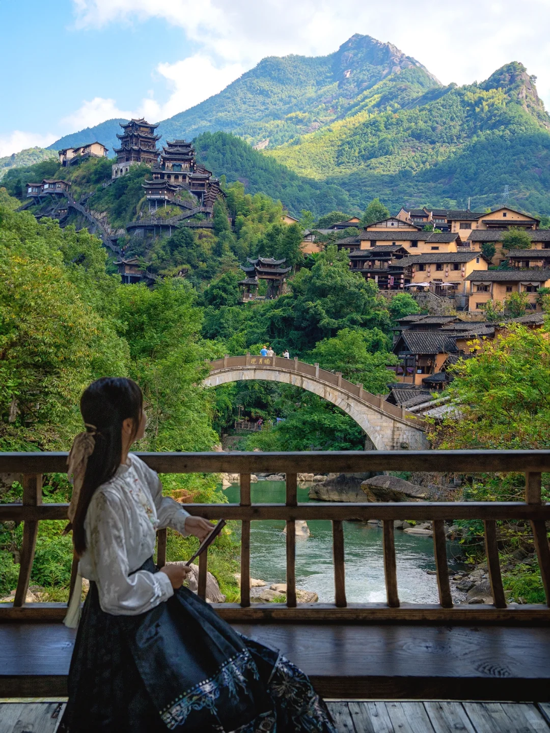 别挤景德镇了‼️这个现实版的仙侠古村更绝😭