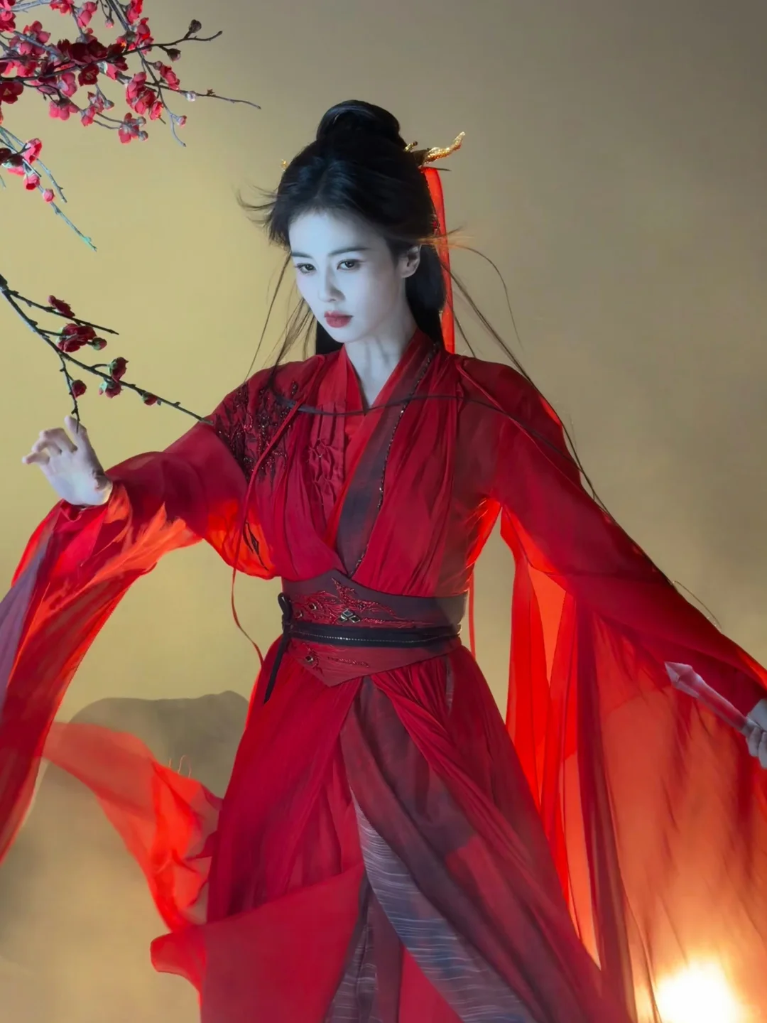 英姿飒爽的红衣白烁今晚见🫶🏻