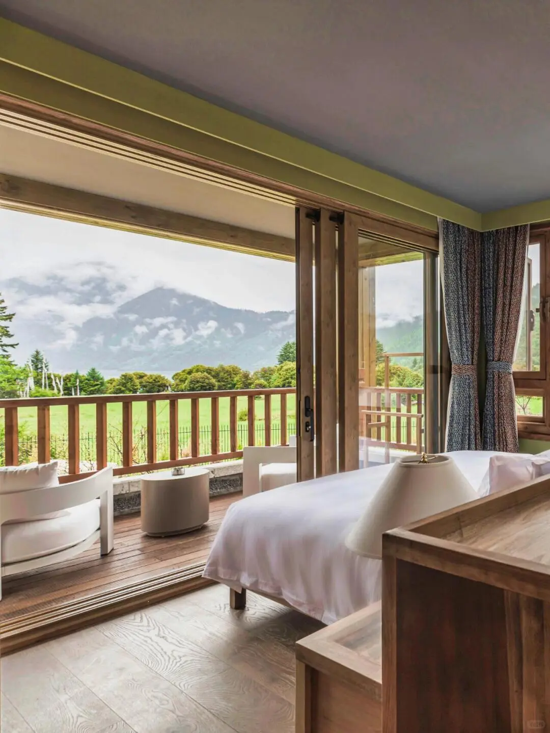 感谢王一博！我很少用震撼来形容一个地方！🧊