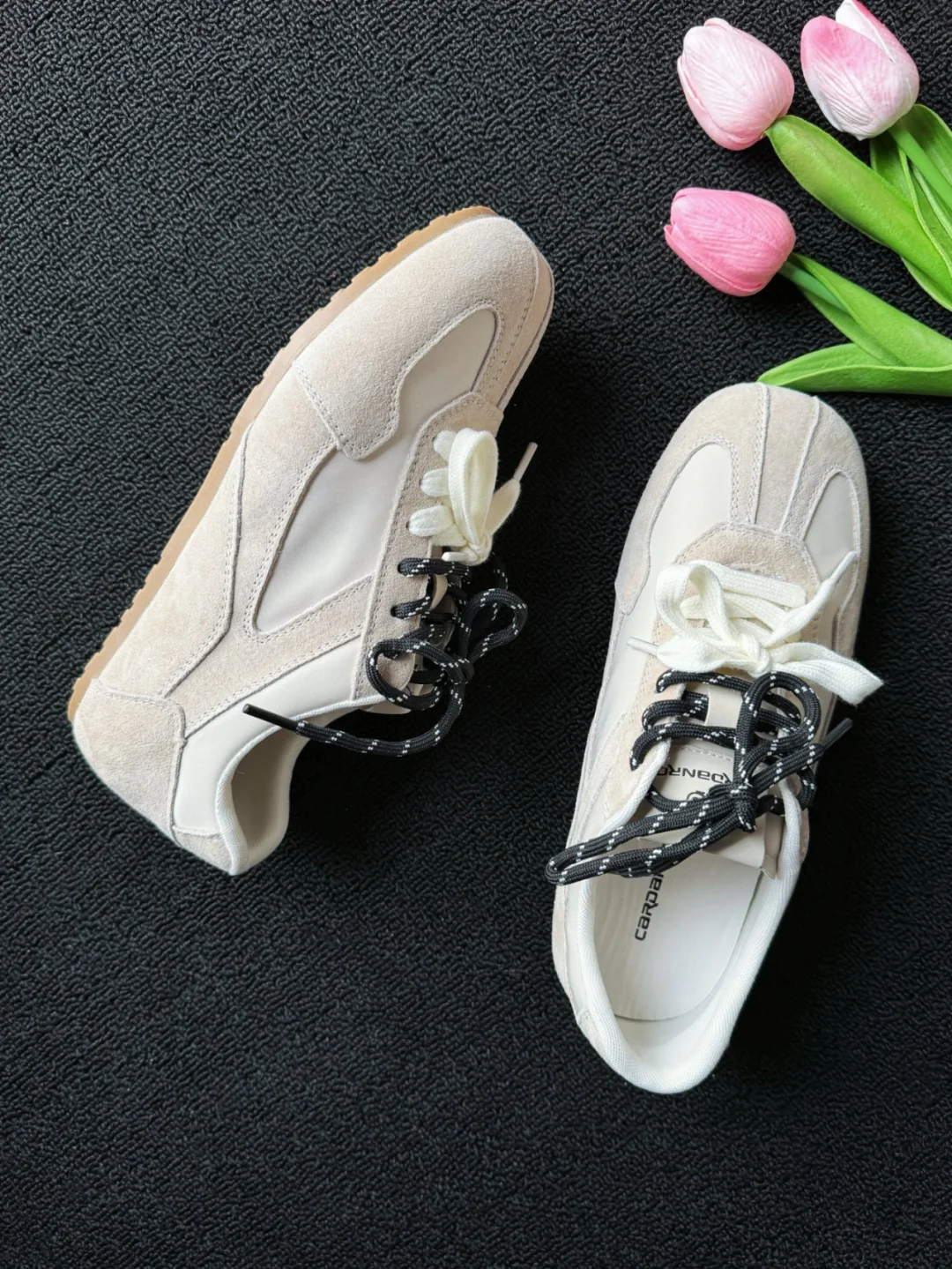 不想工作了！我想穿这双德训鞋去旅游