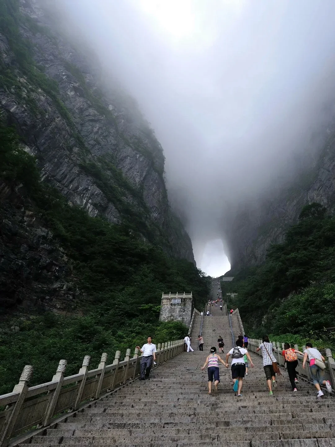 张家界湘西5天旅游攻略