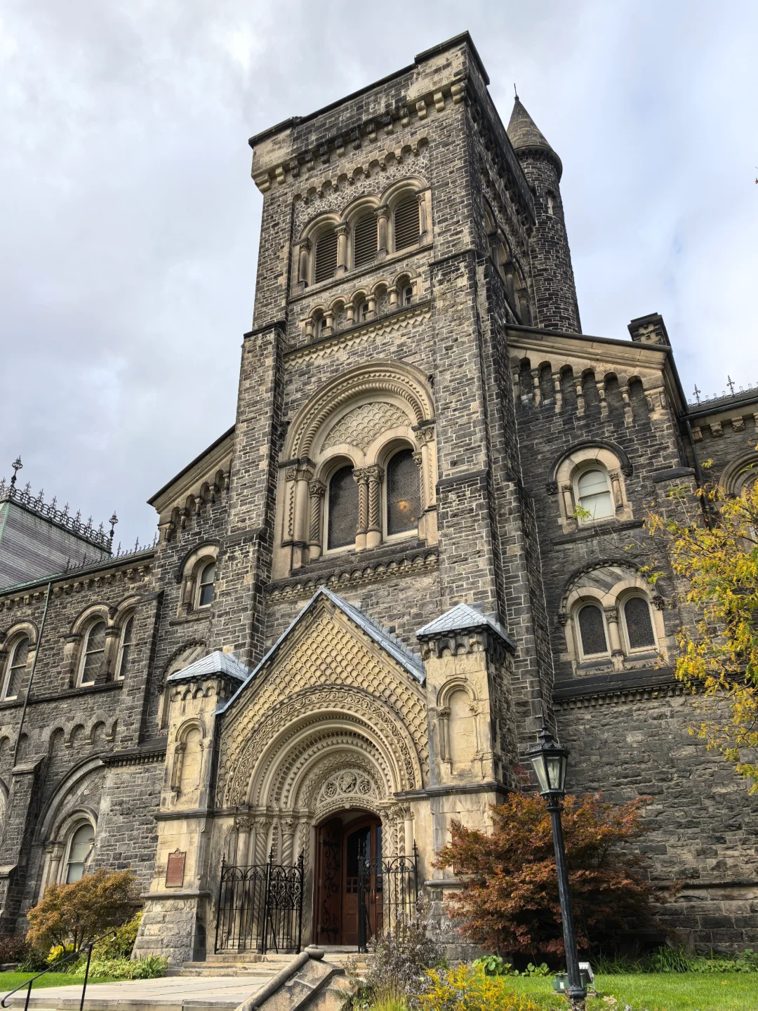 一刀横跳美加国界