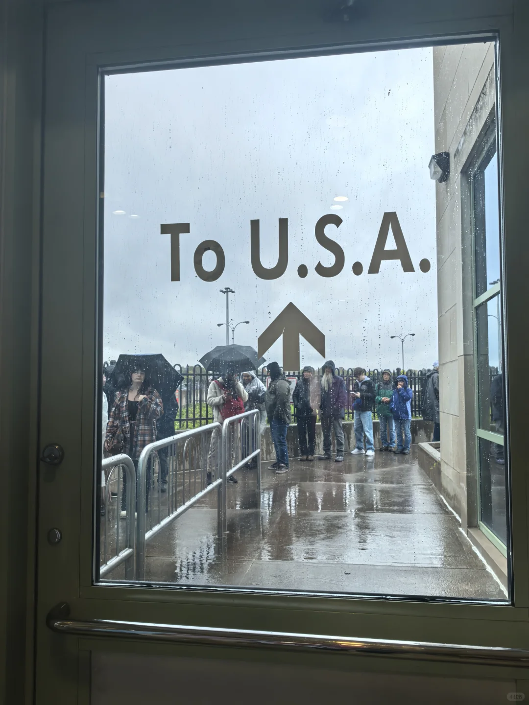 一刀横跳美加国界