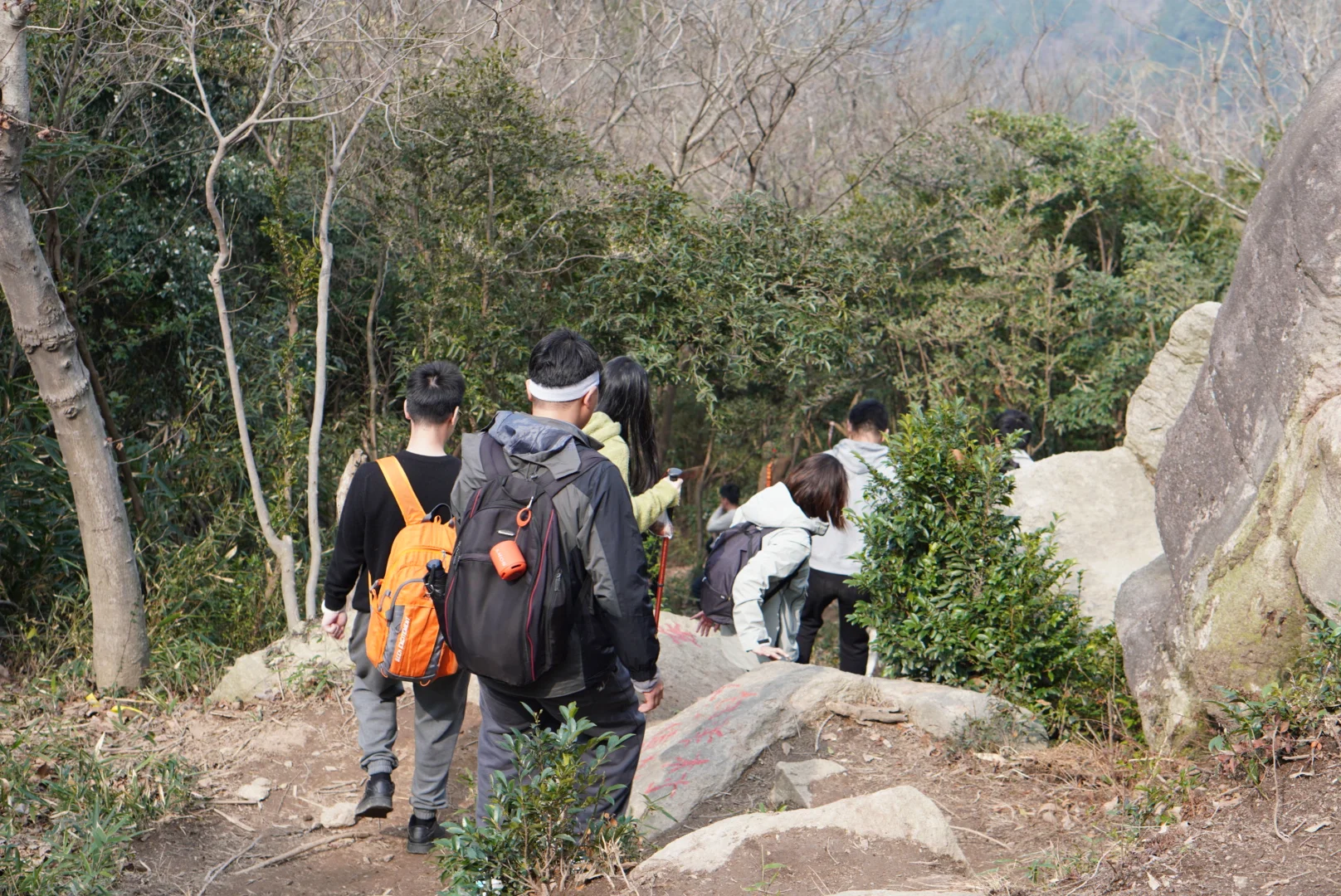 宁波慈溪山顶栲栳山VS山脚鹤鸣古镇