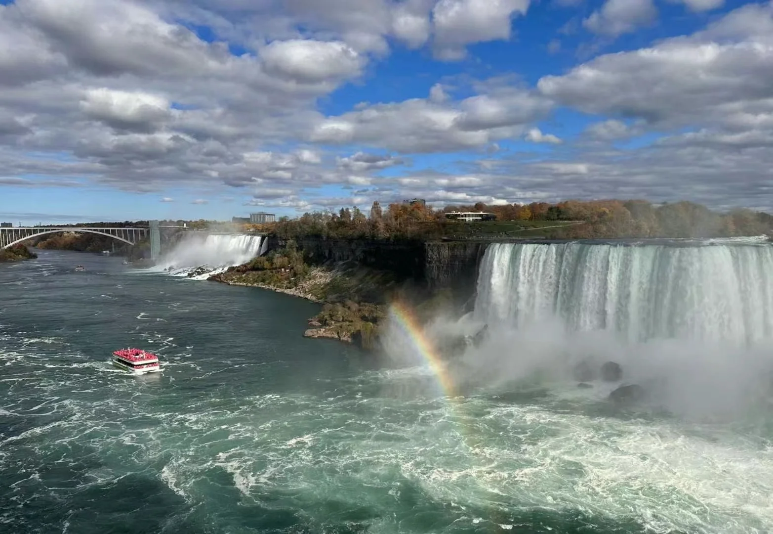 一刀横跳美加国界