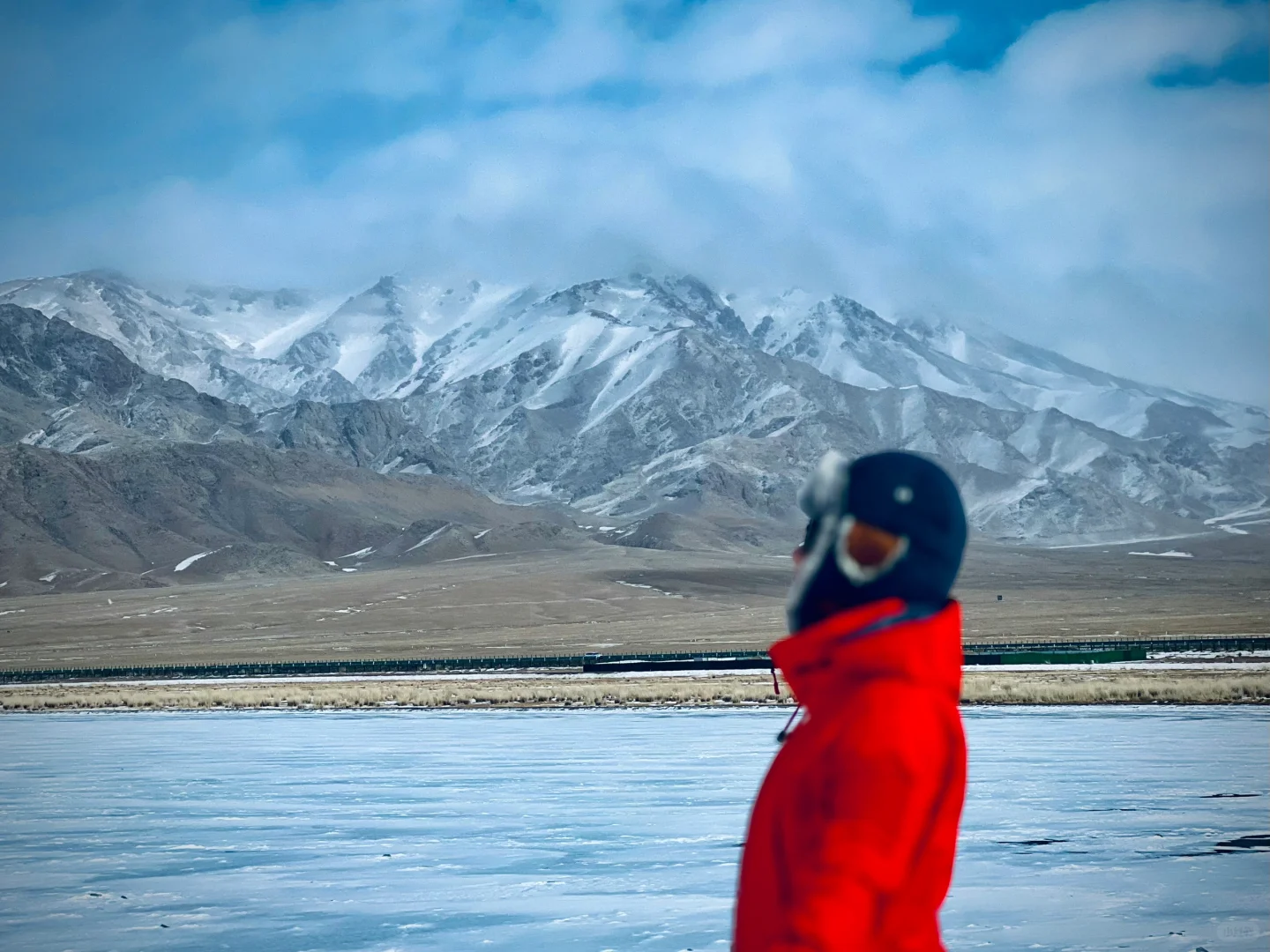 赛里木湖“蓝冰之约”