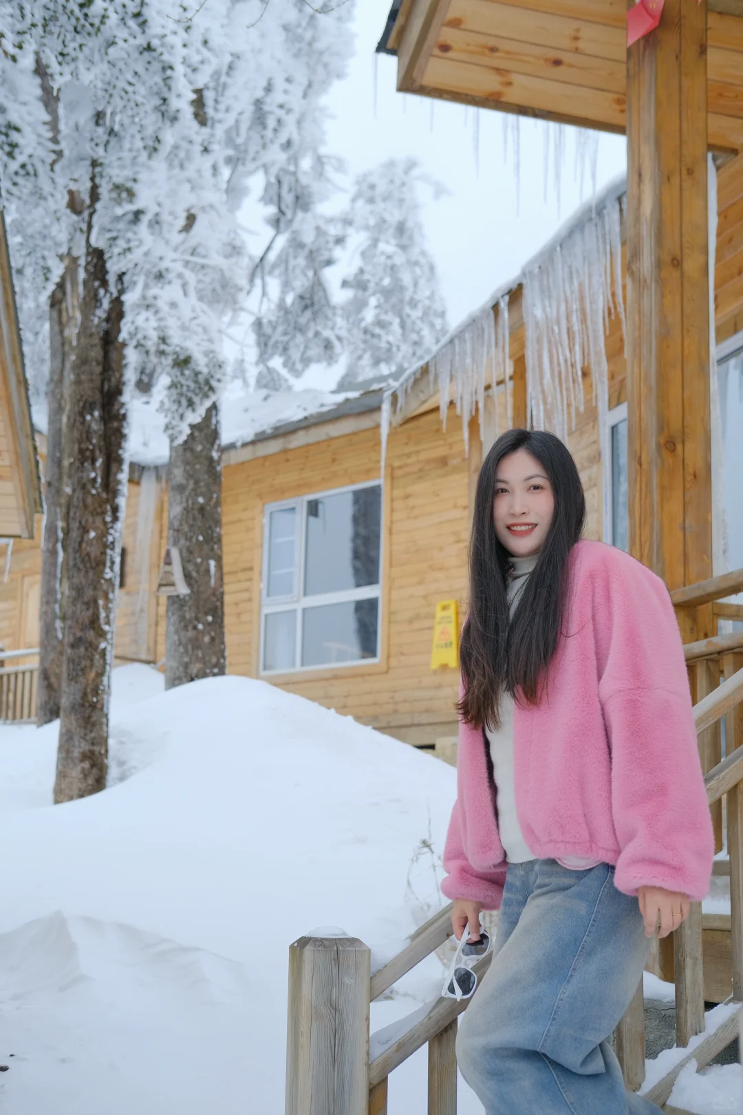 在王岗坪 遇见积雪雾凇～❄️