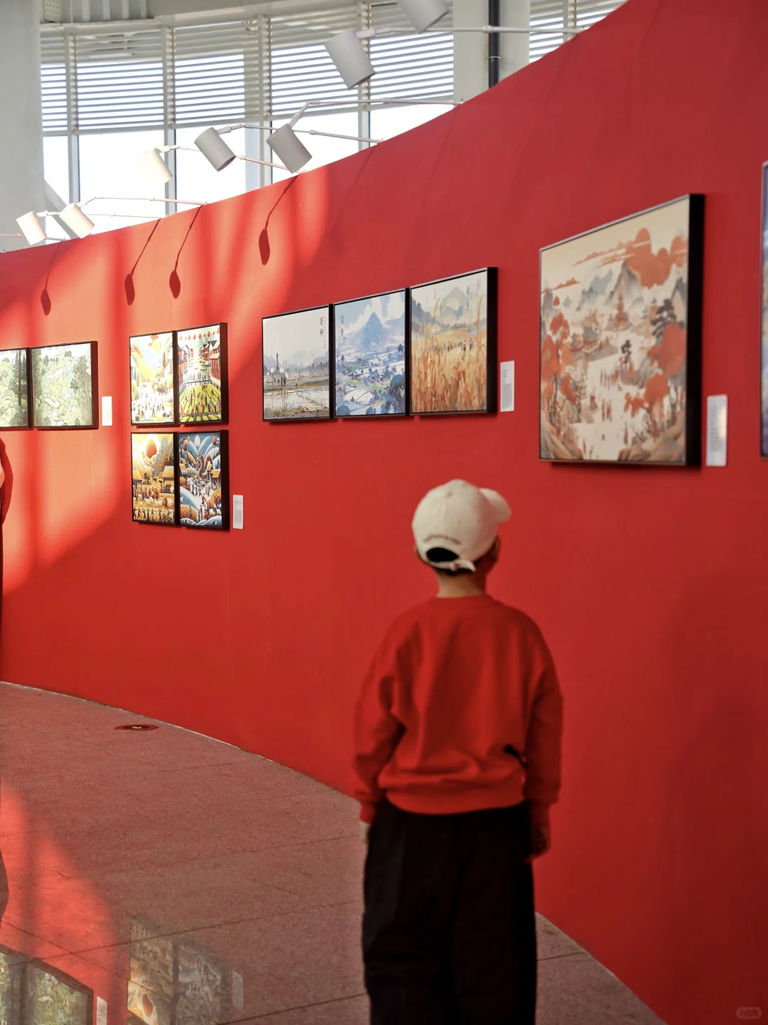 来武汉一定要坐一次空轨春节列车｜超新玩法