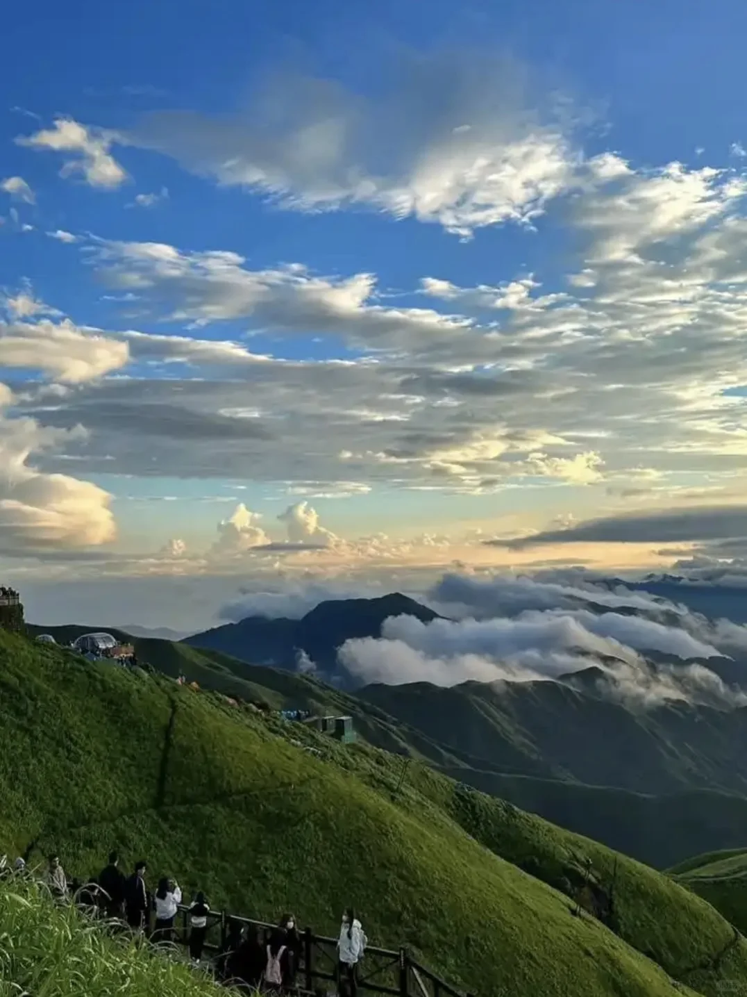 武功山预计下个月封神，本地人3-4月超全攻略