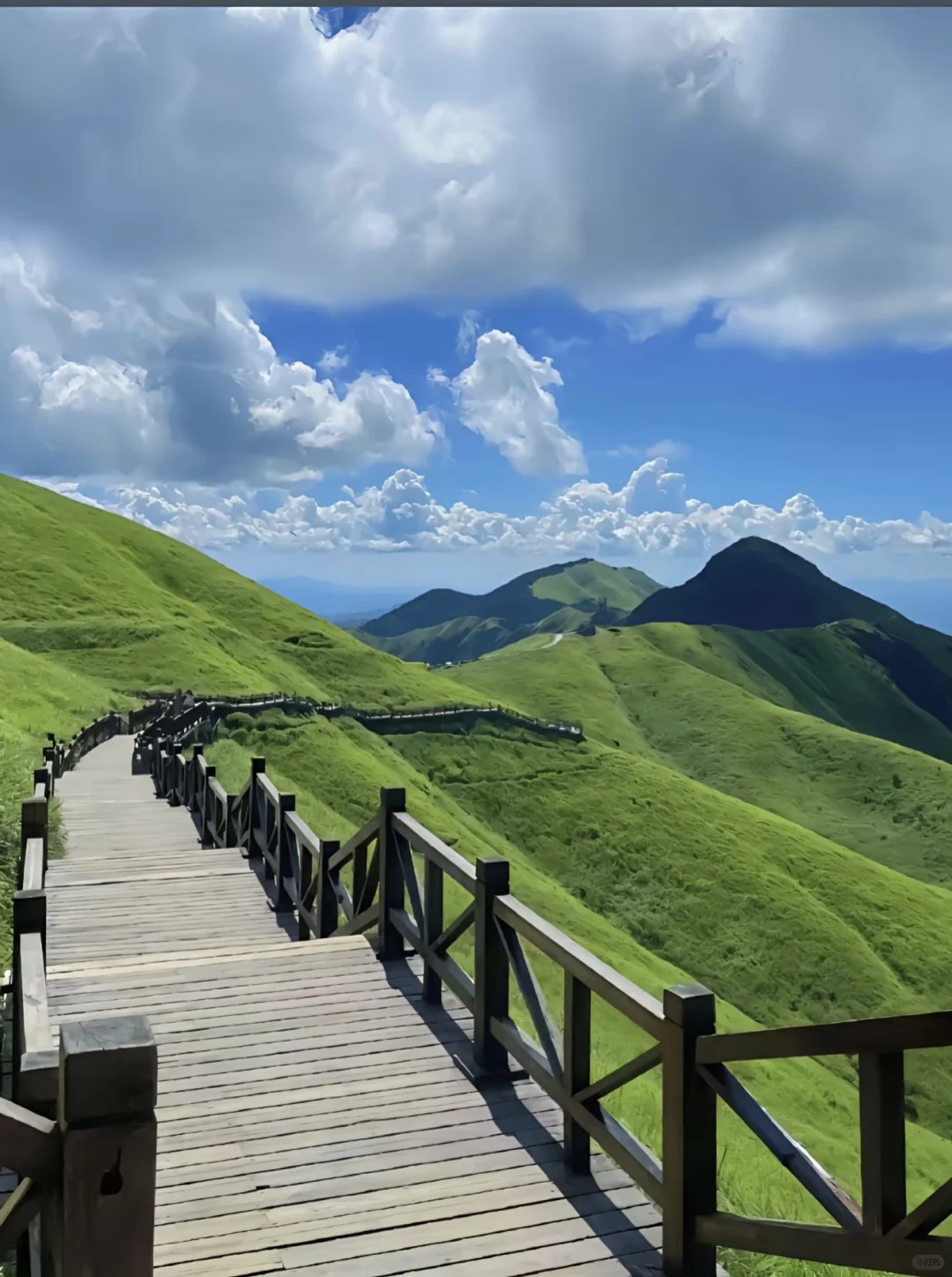 武功山预计下个月封神，本地人3-4月超全攻略