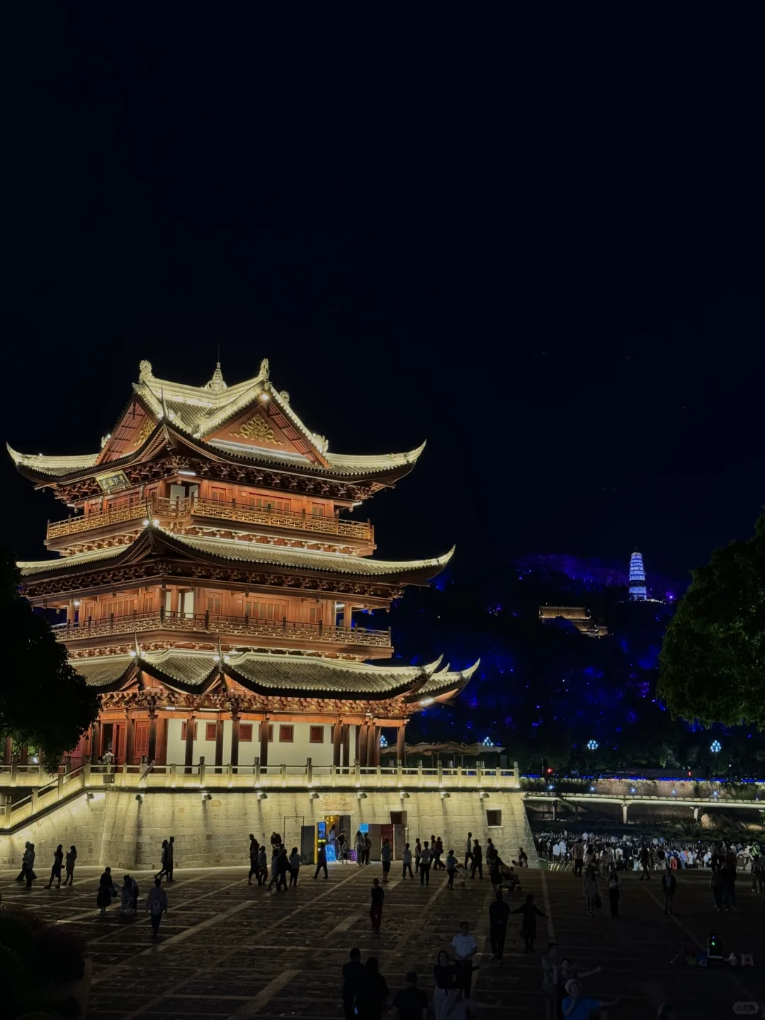 成都周边一日游！！宜宾citywalk逛吃版攻略……