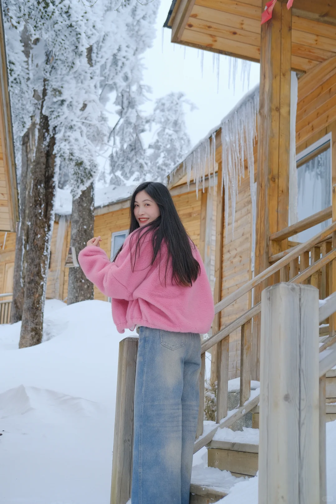 在王岗坪 遇见积雪雾凇～❄️