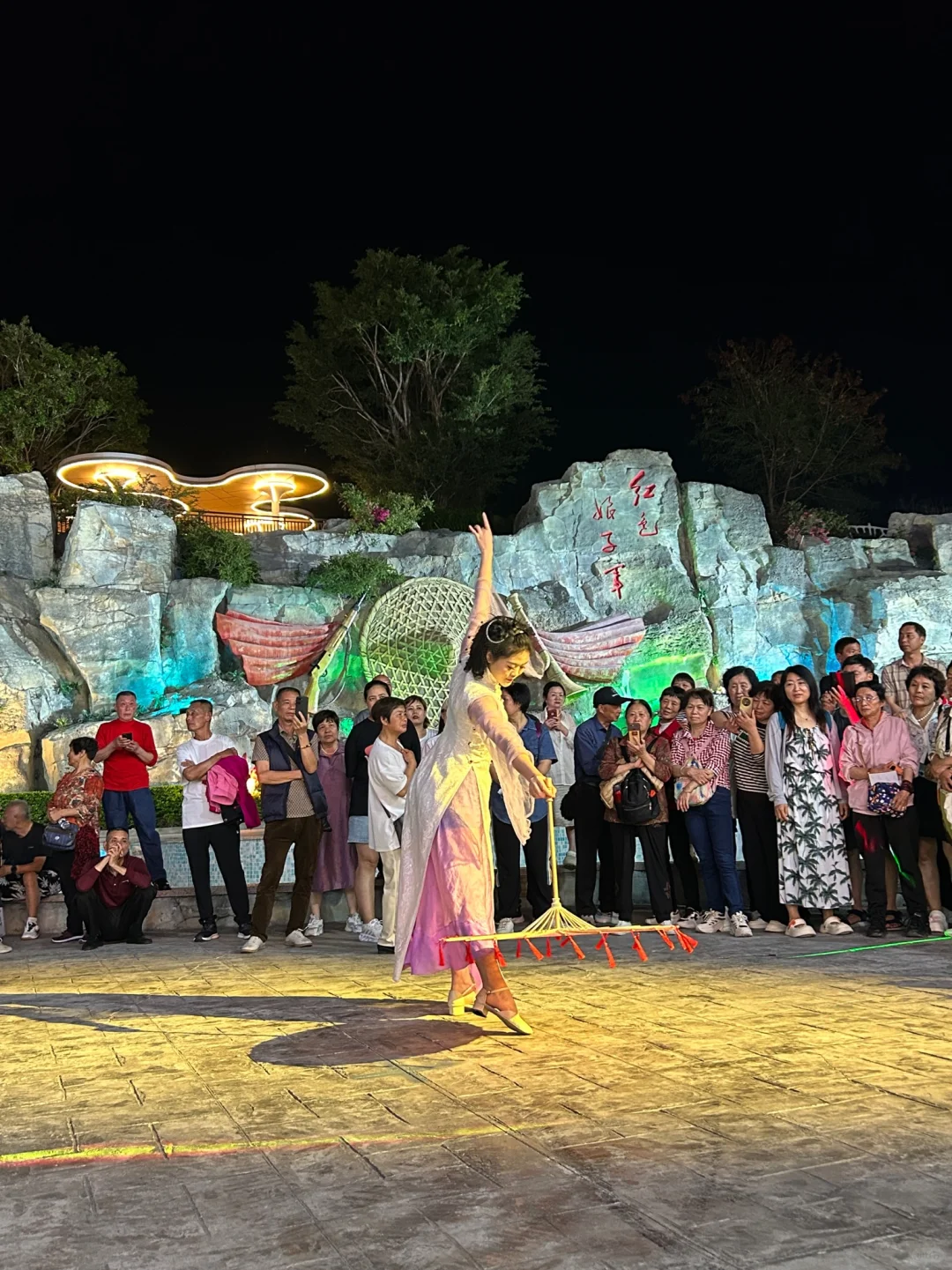 三八节来三亚开启一场穿越时空的红色之旅