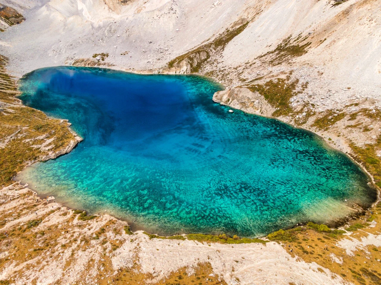 稻城亚丁最值得看的景点-绝美海子