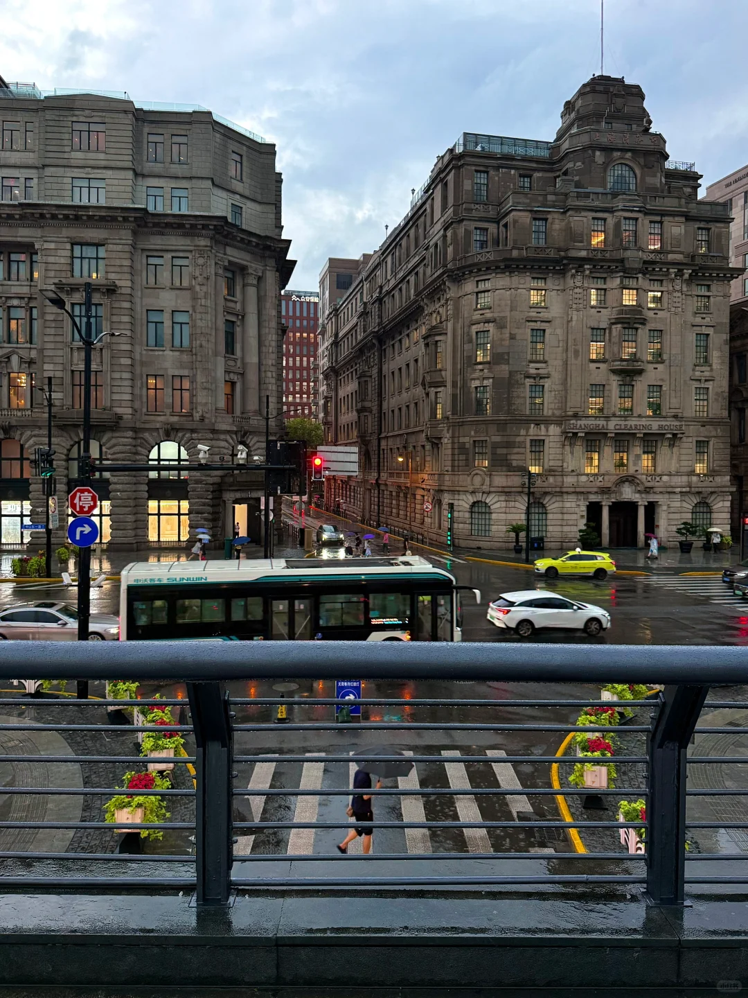 为了这18张live图 我专门飞了趟上海...