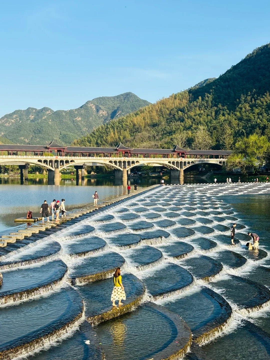 迄今为止,我最喜欢的春日小城出现了!!!