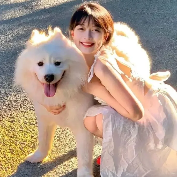 𝙒𝙚𝘾𝙝𝙖𝙩｜甜美女头像𓍢ִ໋🌷͙֒