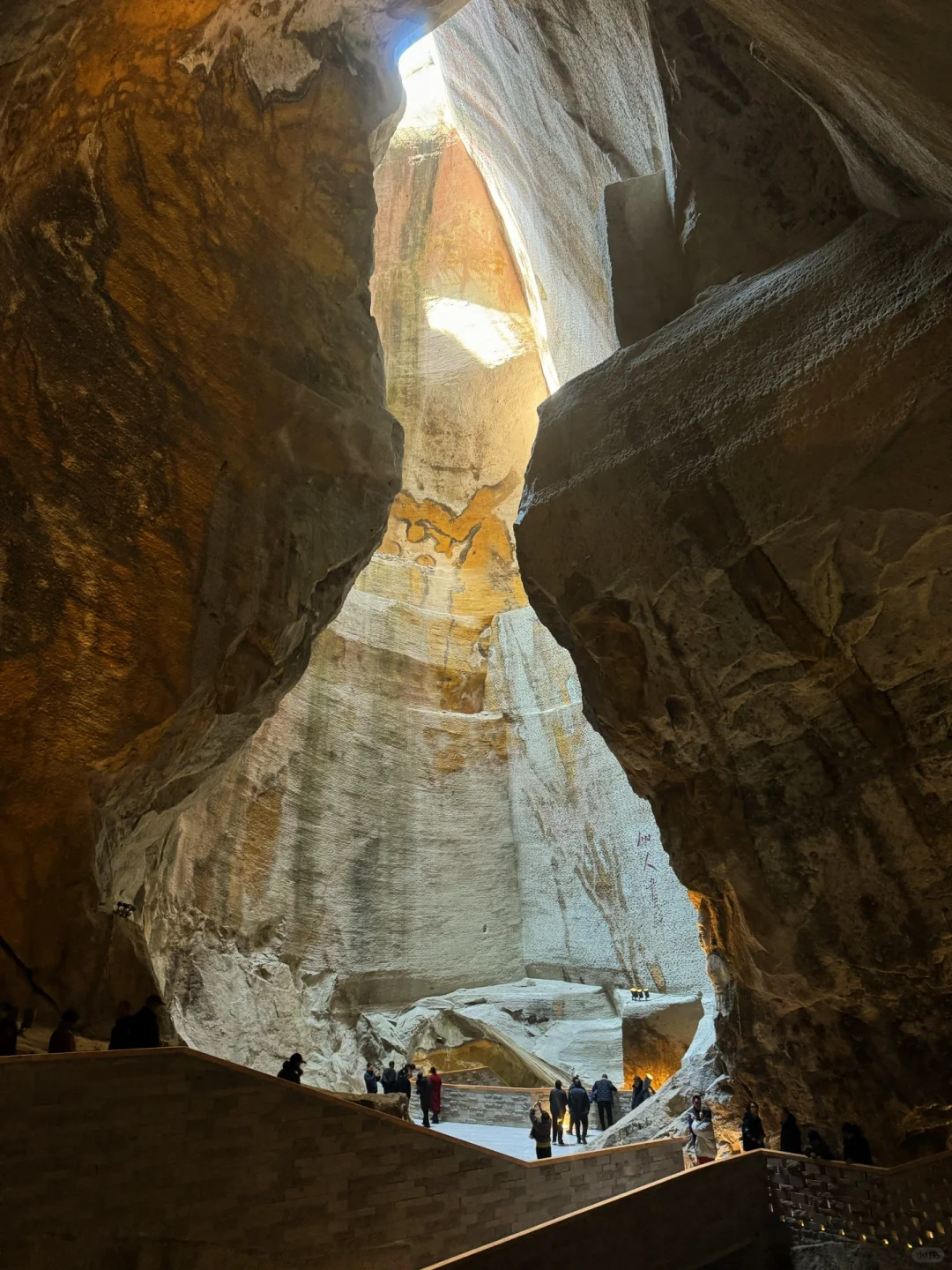 哇哇哇！温州出发1h➕，新开发的石窟洞穴太炸