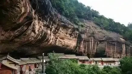 麦积山石窟，仙人崖净土寺景区一日游