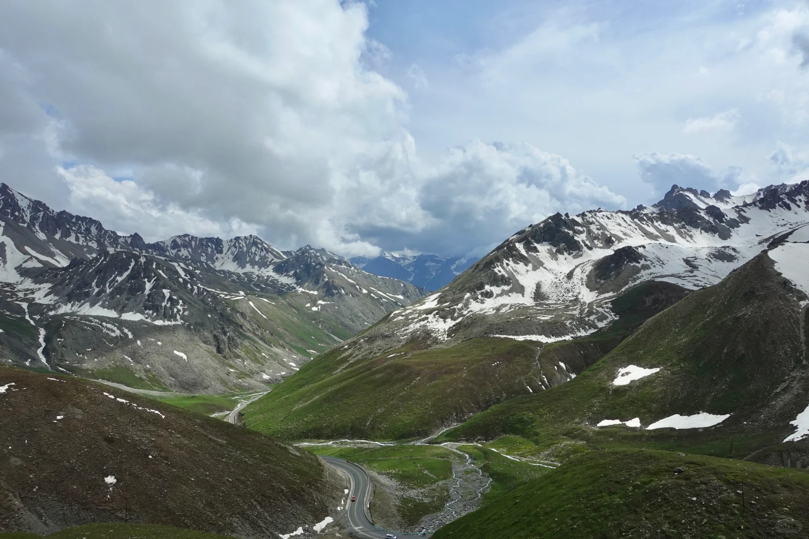 6月的伊犁是封神级别的夏天🍃