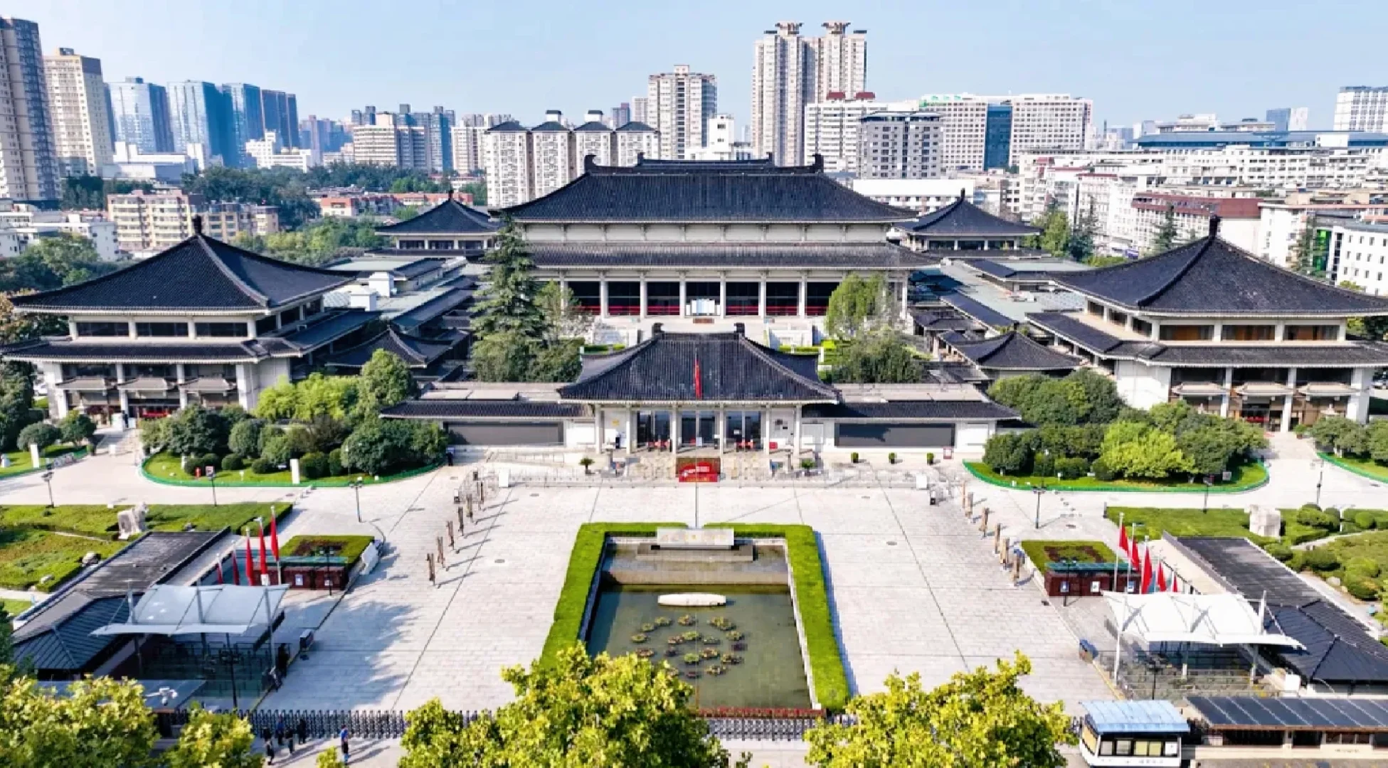 西安旅游必打卡景点——陕西历史博物馆