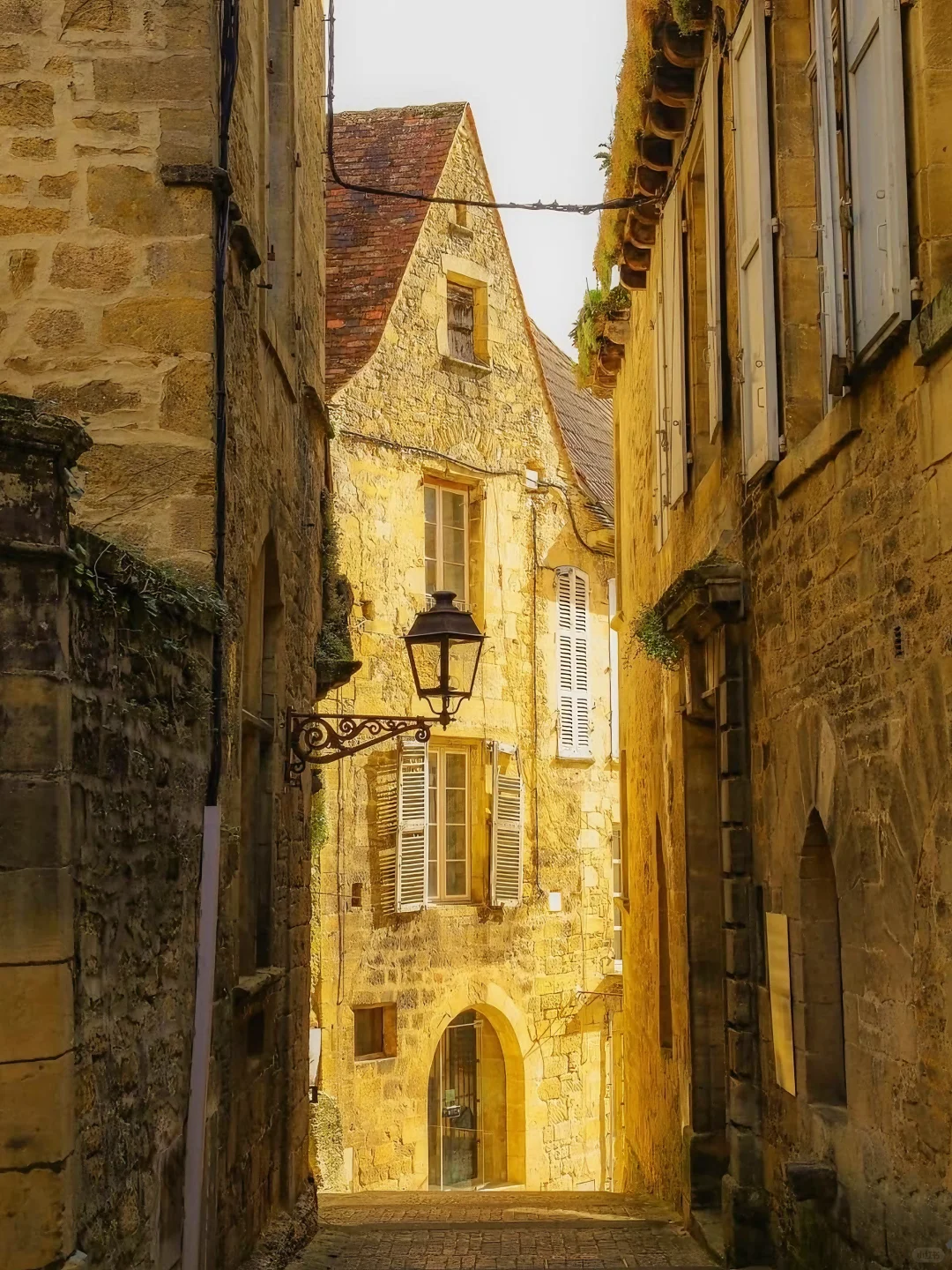 💐以为南法够美了 直到来到了Sarlat小镇…