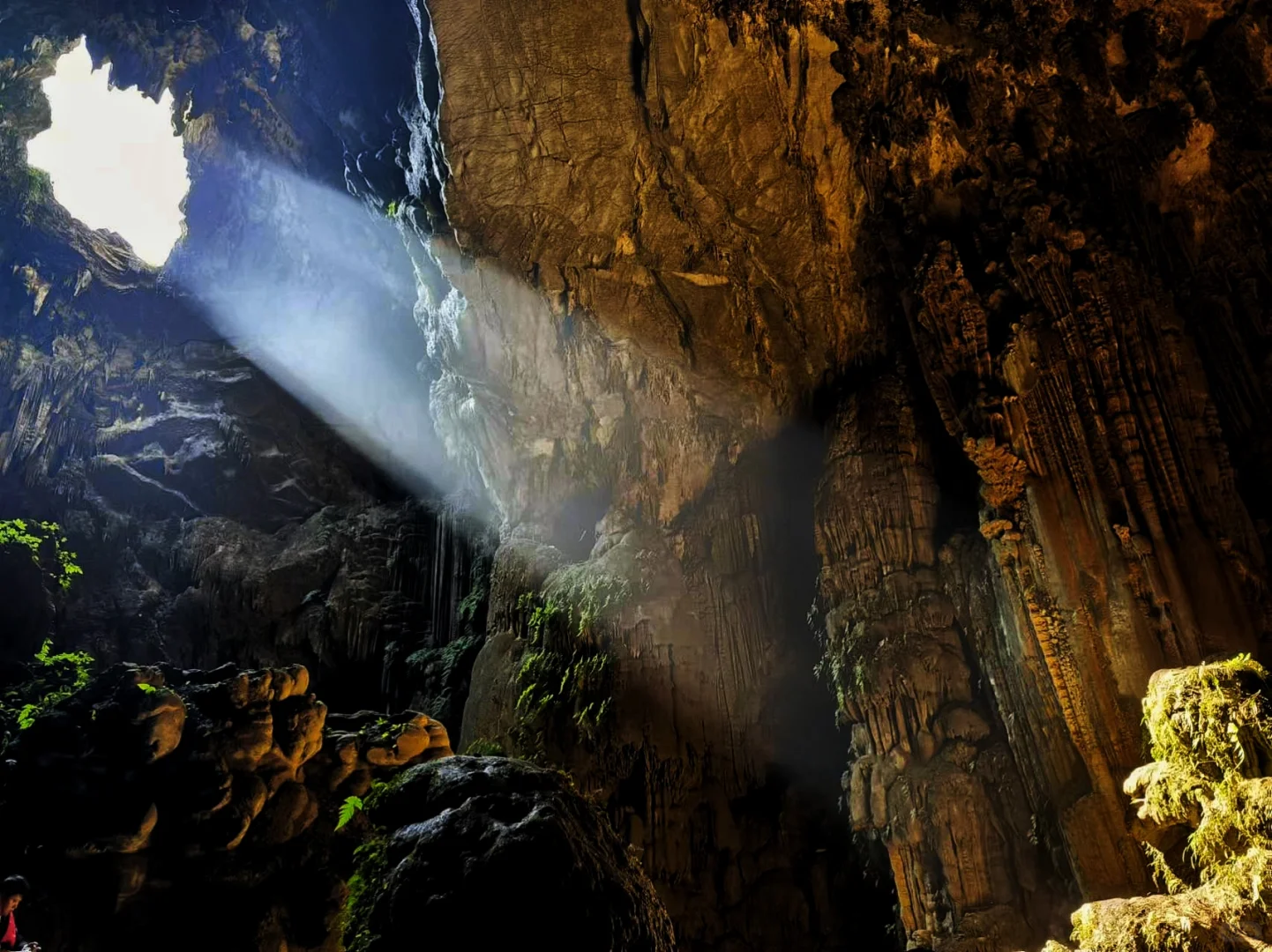 被低估的洞穴，丁达尔效应具象化