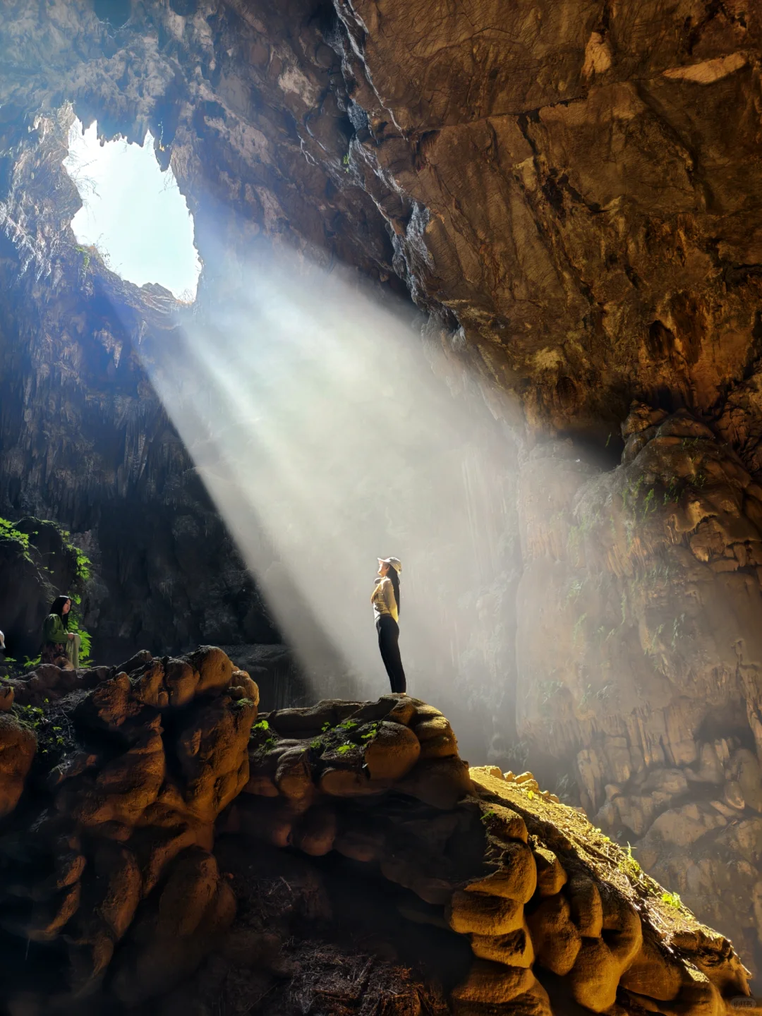 被低估的洞穴，丁达尔效应具象化