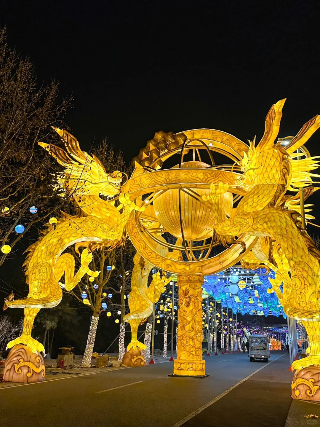 来唐山就在拍这张。。。。