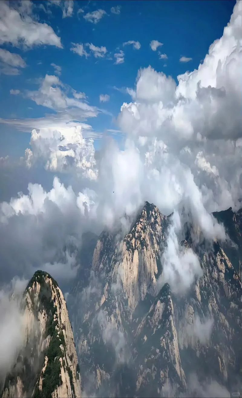 🌟 华山一日游精华攻略✨登顶奇险天下第一山