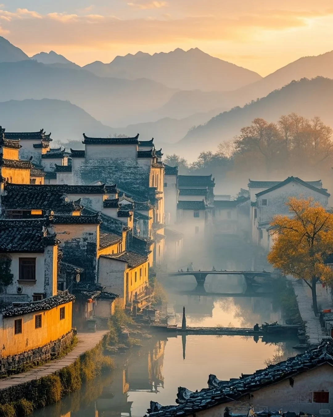 “徽州古韵：探秘水墨画卷中的隐世村落”