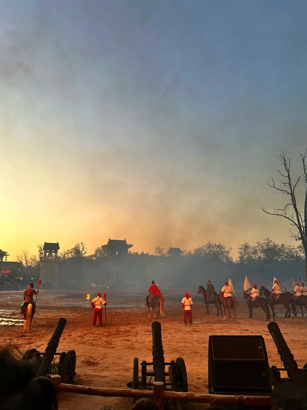 花80块钱连玩3天，我竟在景区里被NPC抢💰