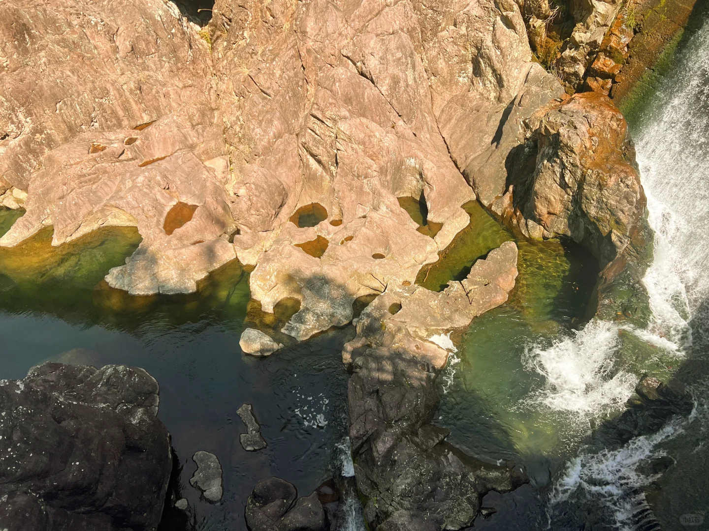 曲径通幽处 禅房花木深🎋