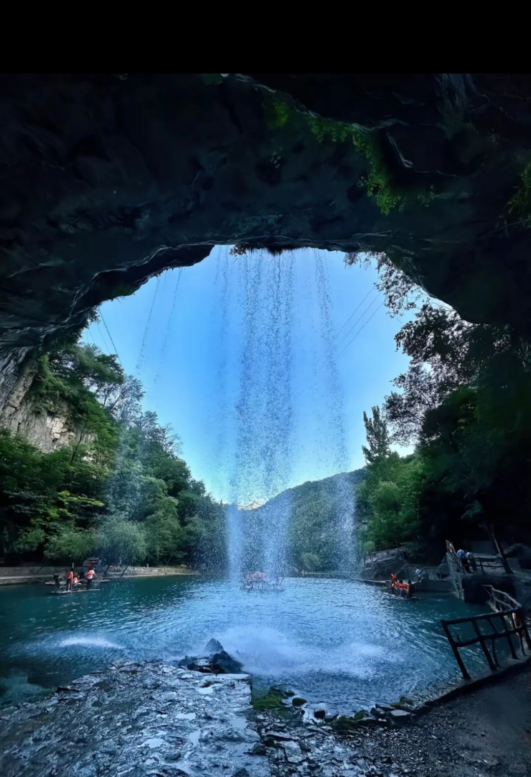 邯郸去八泉峡，报了个团，门票都包了