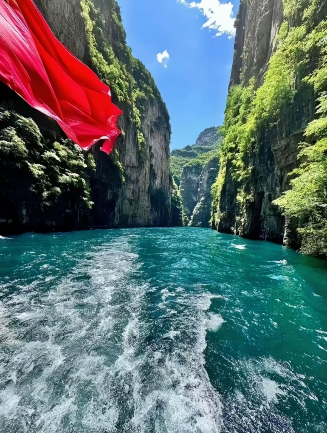 邯郸去八泉峡，报了个团，门票都包了