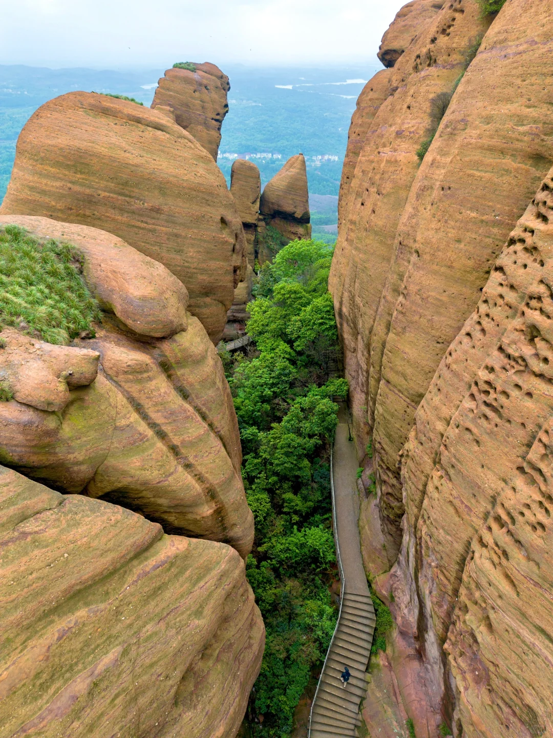 比起景德镇，我更爱国家地理推荐的春日小城…