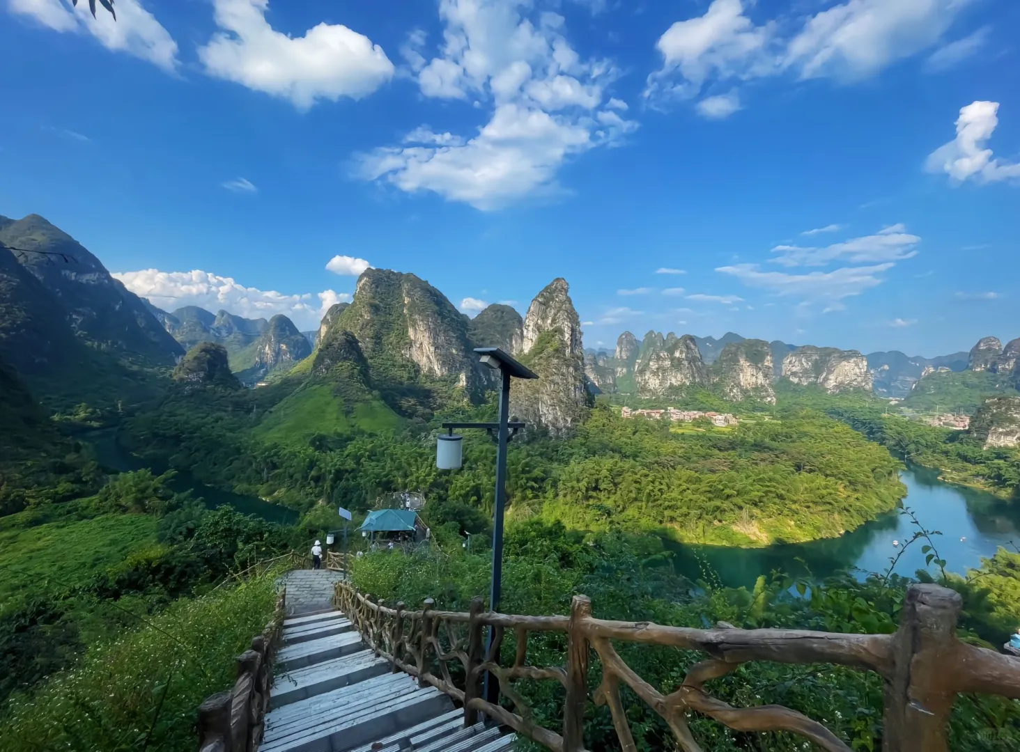 跌落人间的仙境︱广西“仙本那”+“水游天