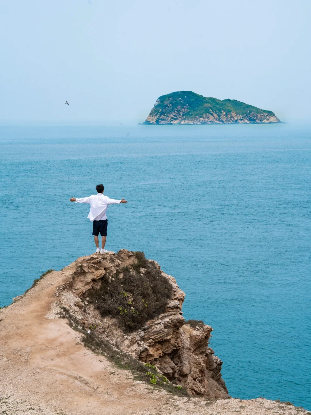 如果不想工作了🌊就去这个浪漫小岛小住几天