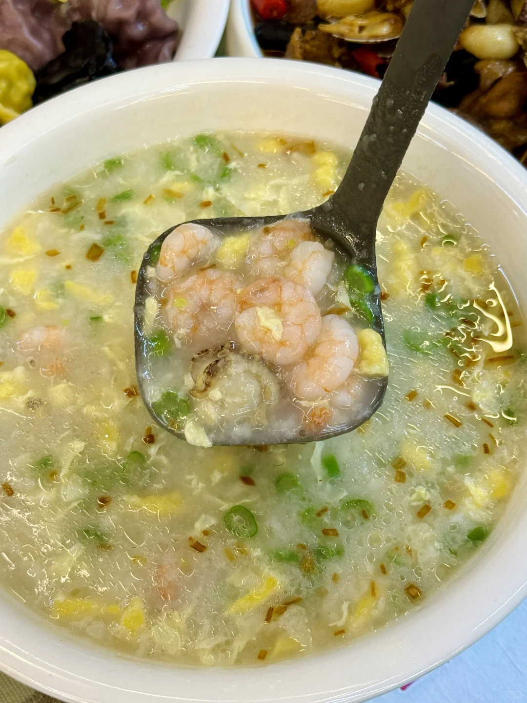 （青岛旅游）中山路这家必吃榜都去吃！！