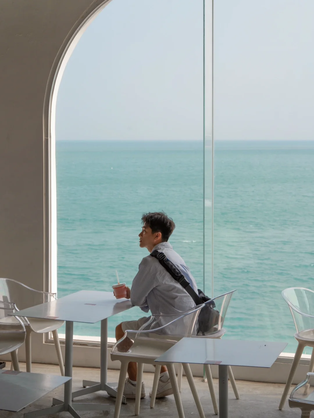 如果不想工作了🌊就去这个浪漫小岛小住几天