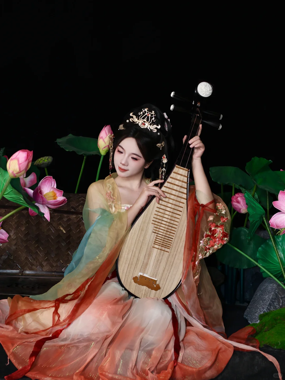 🚄高铁两小时，只为到成都当花神～🌸