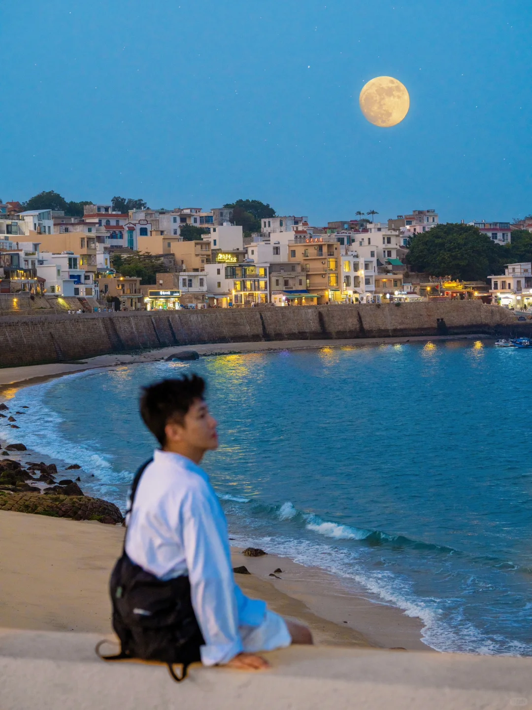 如果不想工作了🌊就去这个浪漫小岛小住几天