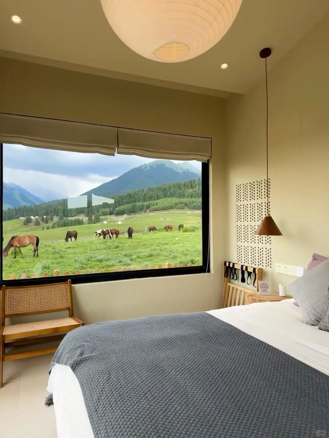 反向旅游|5月就去新疆伊犁,别等6月人挤人