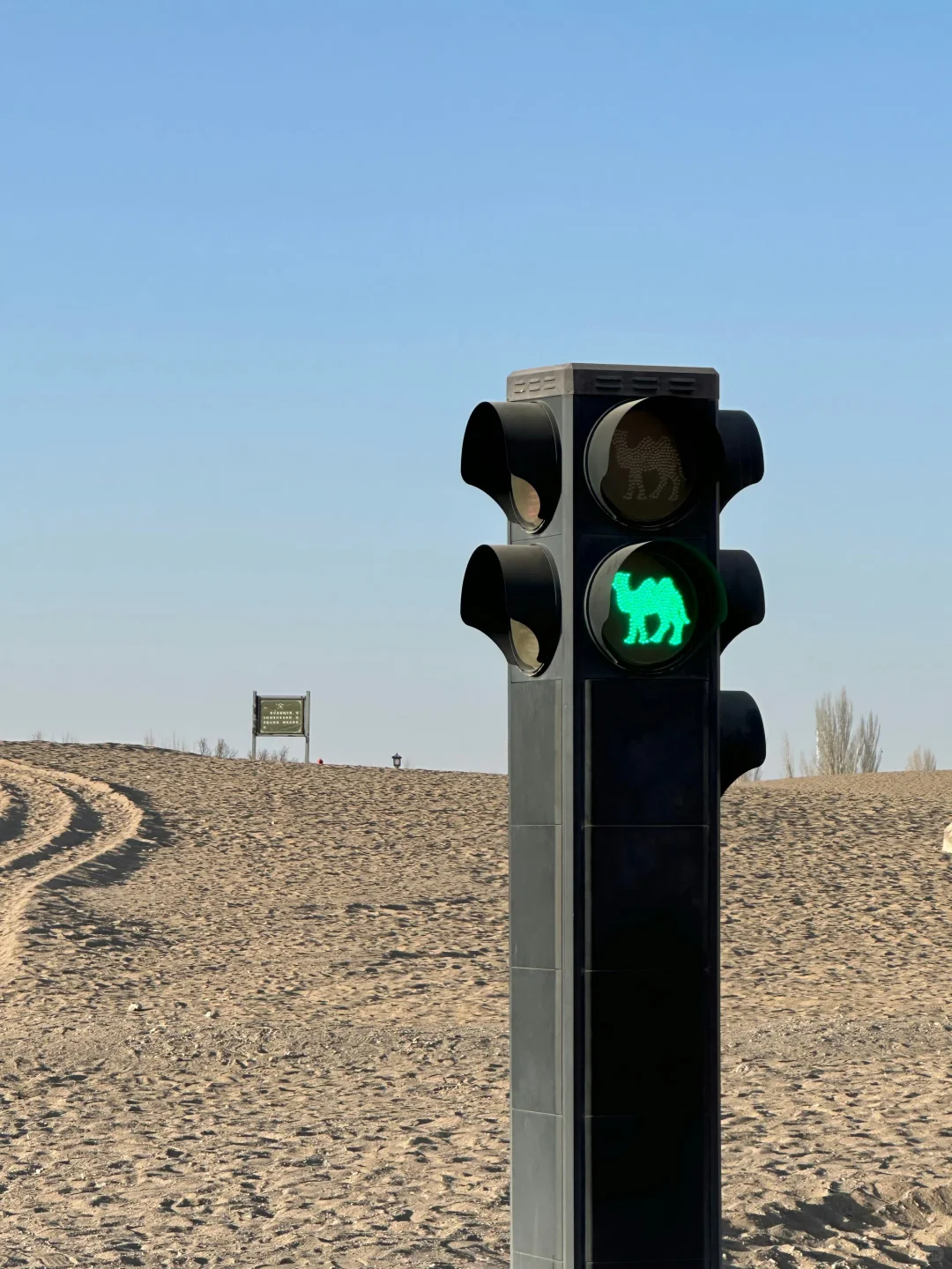 敦煌已回，真心建议3-5月去，因为。。。