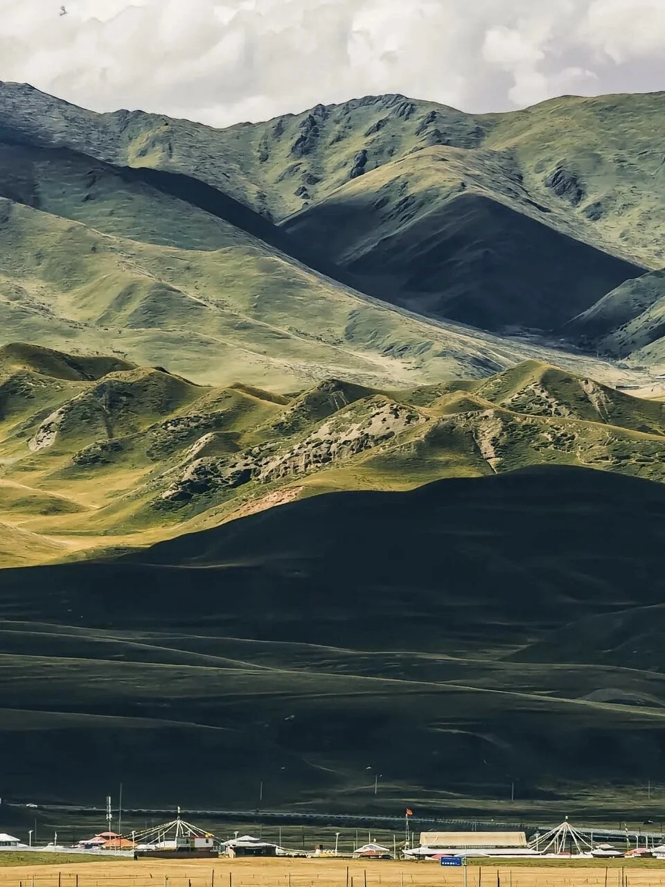 DeepSeek推荐,五一清明反向旅游的5个地方