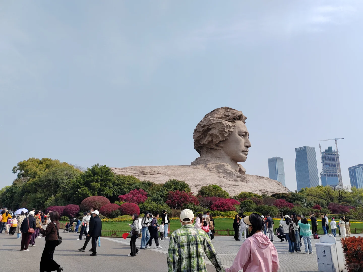 闲庭信步逛橘子洲景区