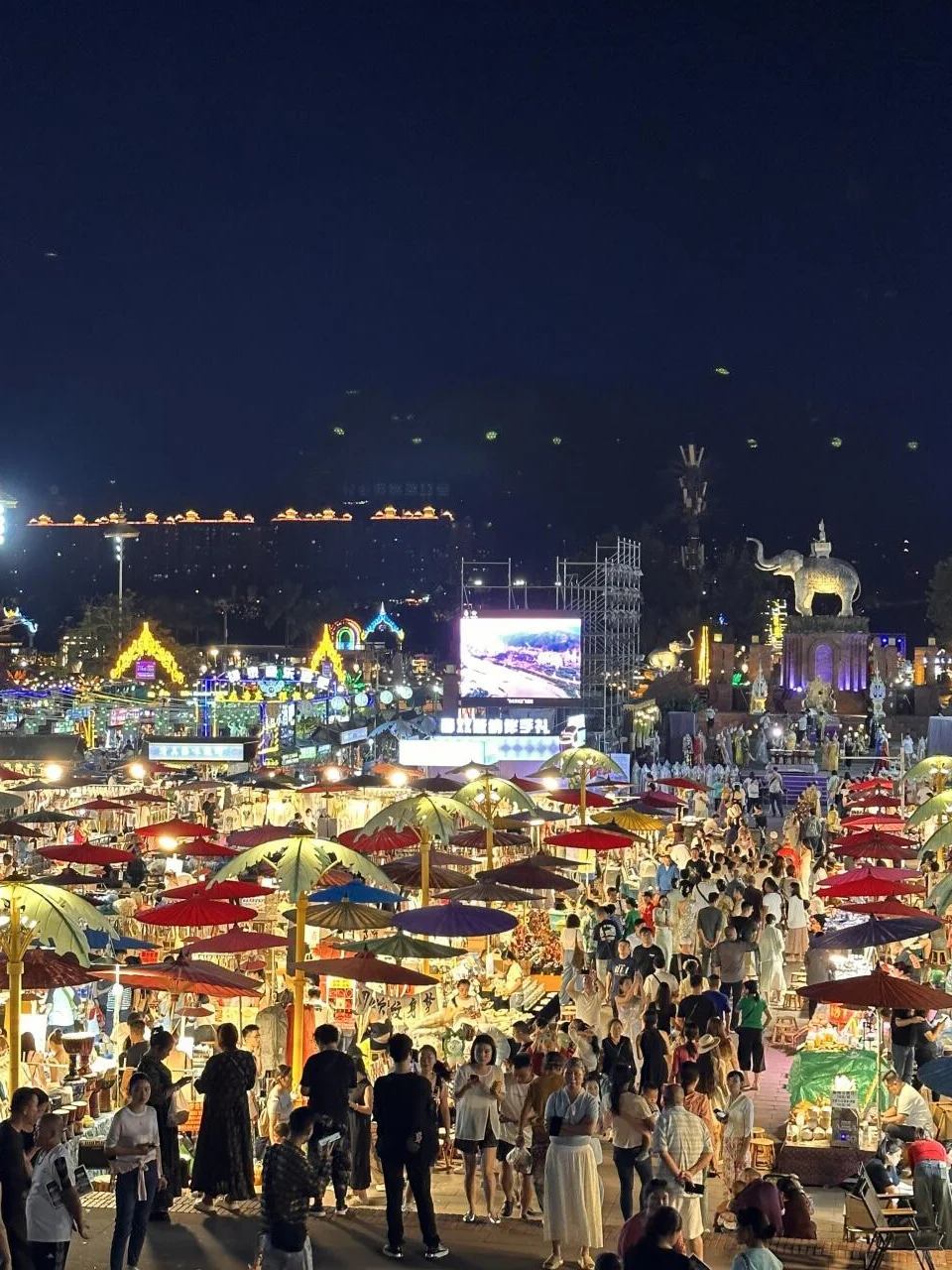 这里有你向往的诗和远方