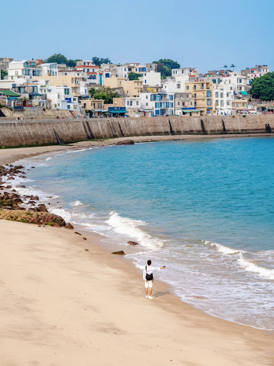 如果不想工作了🌊就去这个浪漫小岛小住几天